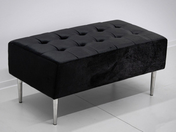 Czarna welurowa pikowana pufa 90x50x42 cm POUF007