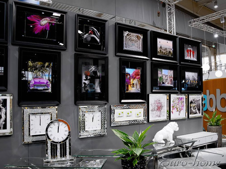 Obraz kobieta z różą 80x60 cm S70642