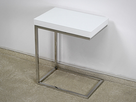 Stolik pomocnik z białego szkła 47x31x57 cm LW706